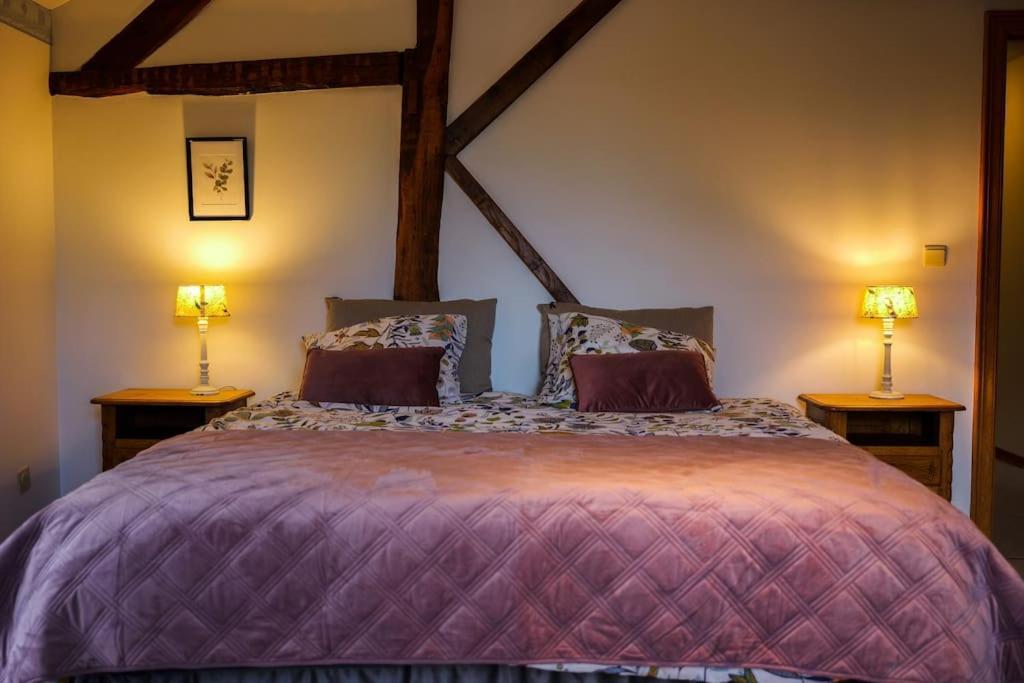Gite La Dame Au Lit Gite A La Ferme Momignies Exterior foto